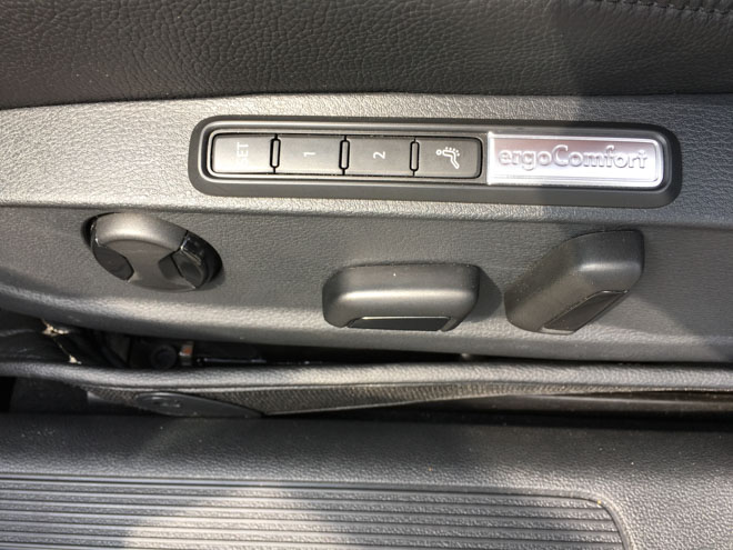 Soi chi tiết Volkswagen Passat 2018 giá 1,4 tỷ đồng: Đối thủ Toyota Camry